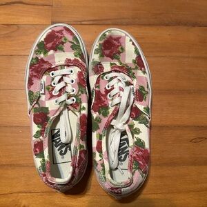 Vans Women's Pink and Red Floral Sneakers